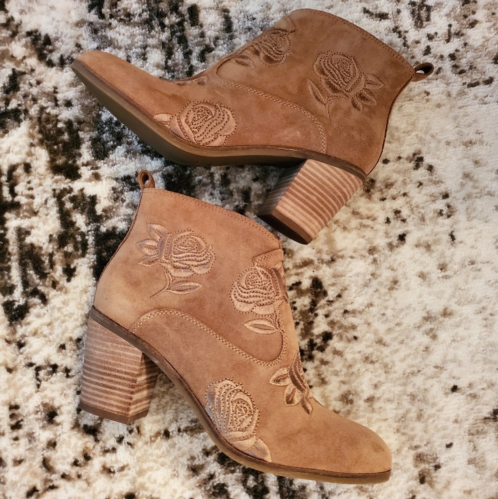 Lucky Brand Floral Booties